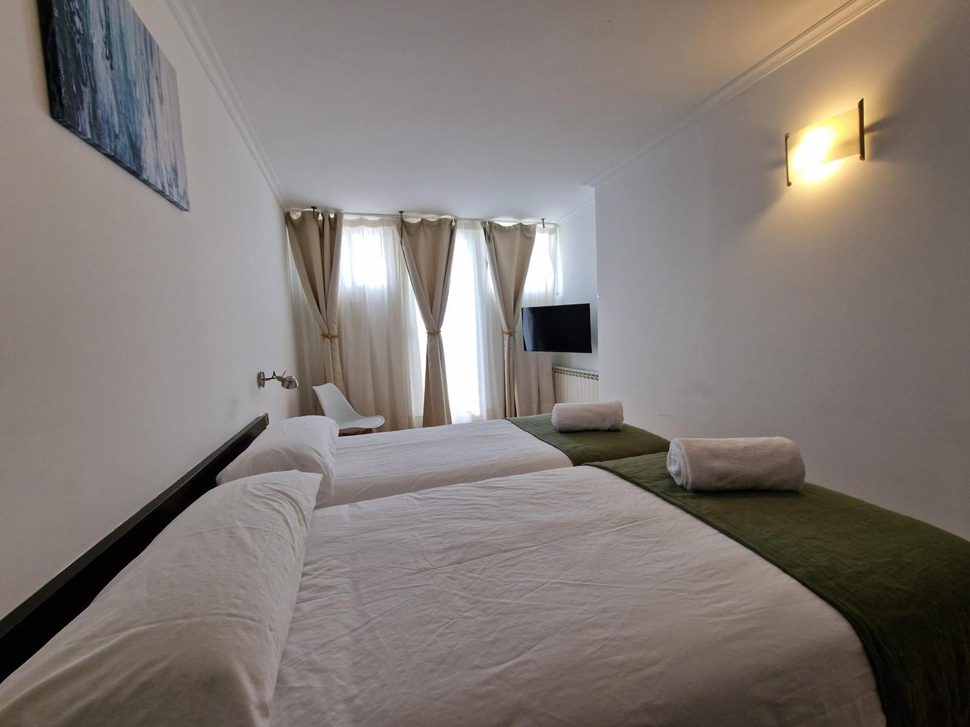 Pension Aussie II San Sebastian Exterior photo